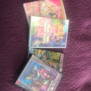 DVDs 2 Barbie 2 monster high movies